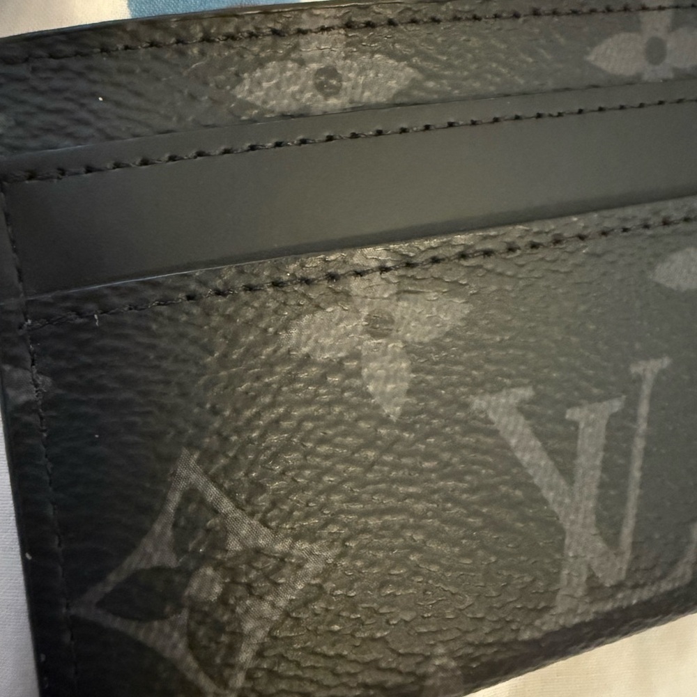 Louis Vuitton Black Monogram Card Holder authentic.  Rarely used. Like new. - Picture 12 of 16